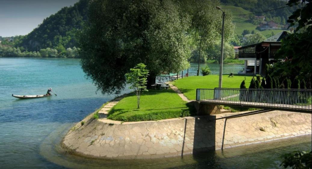 Gradska Plaza Ada Hotel Novi Grad Esterno foto